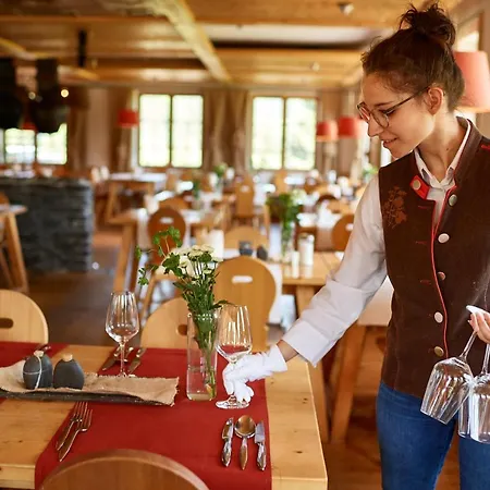 Hotel Oberstdorf Готель